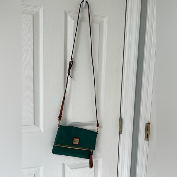 Dooney & Bourke Small Pebble Leather Fold Over Zip Crossbody Bag - Green - Picture 2 of 10